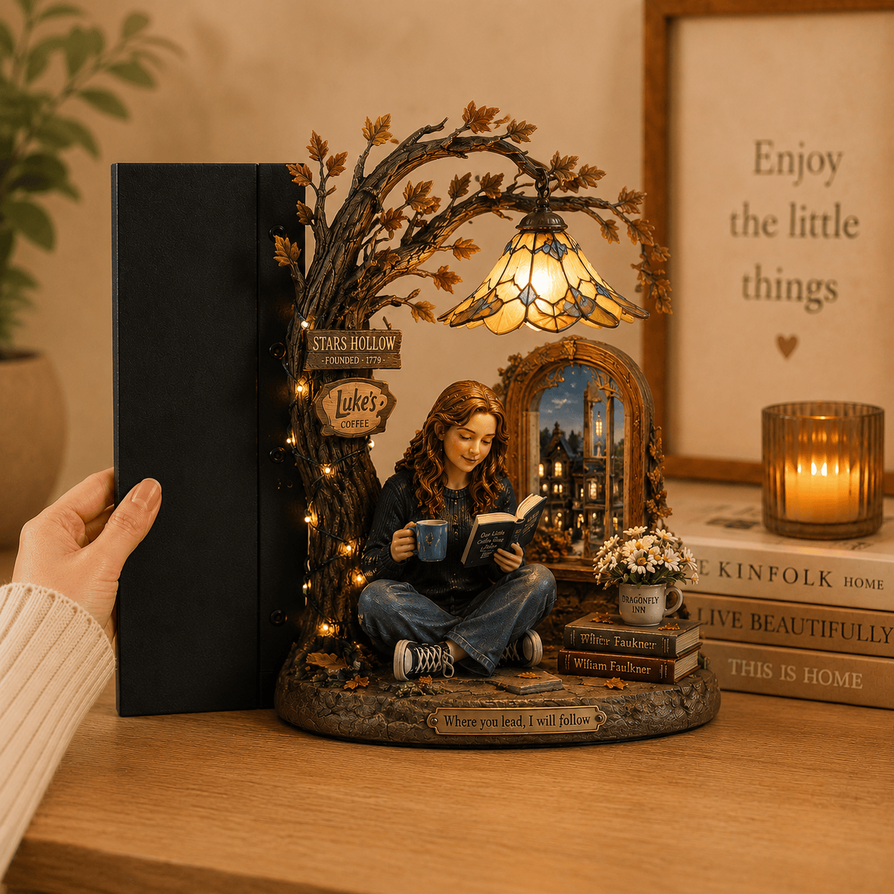 Premium GMG Bookshelf Figurines Lamp NTNA